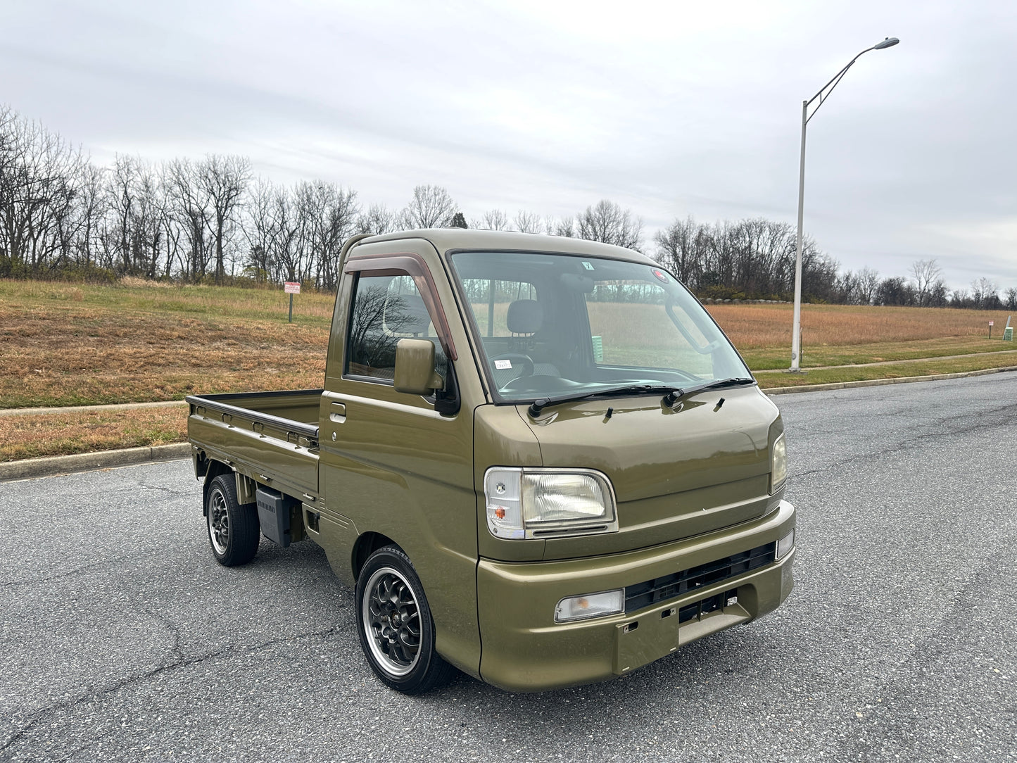 2000 DAIHATSU HIJET 4WD - A/C - FULLY SERVICED & CUSTOMIZED — LOT#704