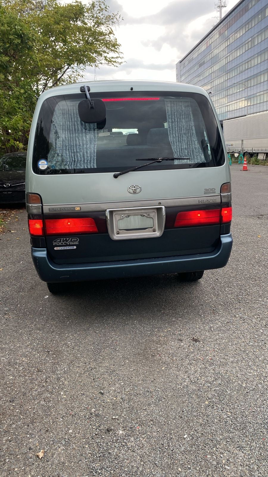 1996 TOYOTA HIACE SUPER CUSTOM G 4WD - 5 SPEED MANUAL - TURBO DIESEL