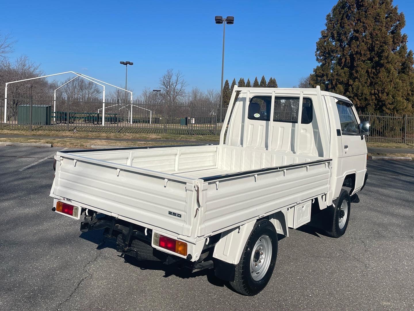 1991 MITSUBISHI DELICA L039G 4WD