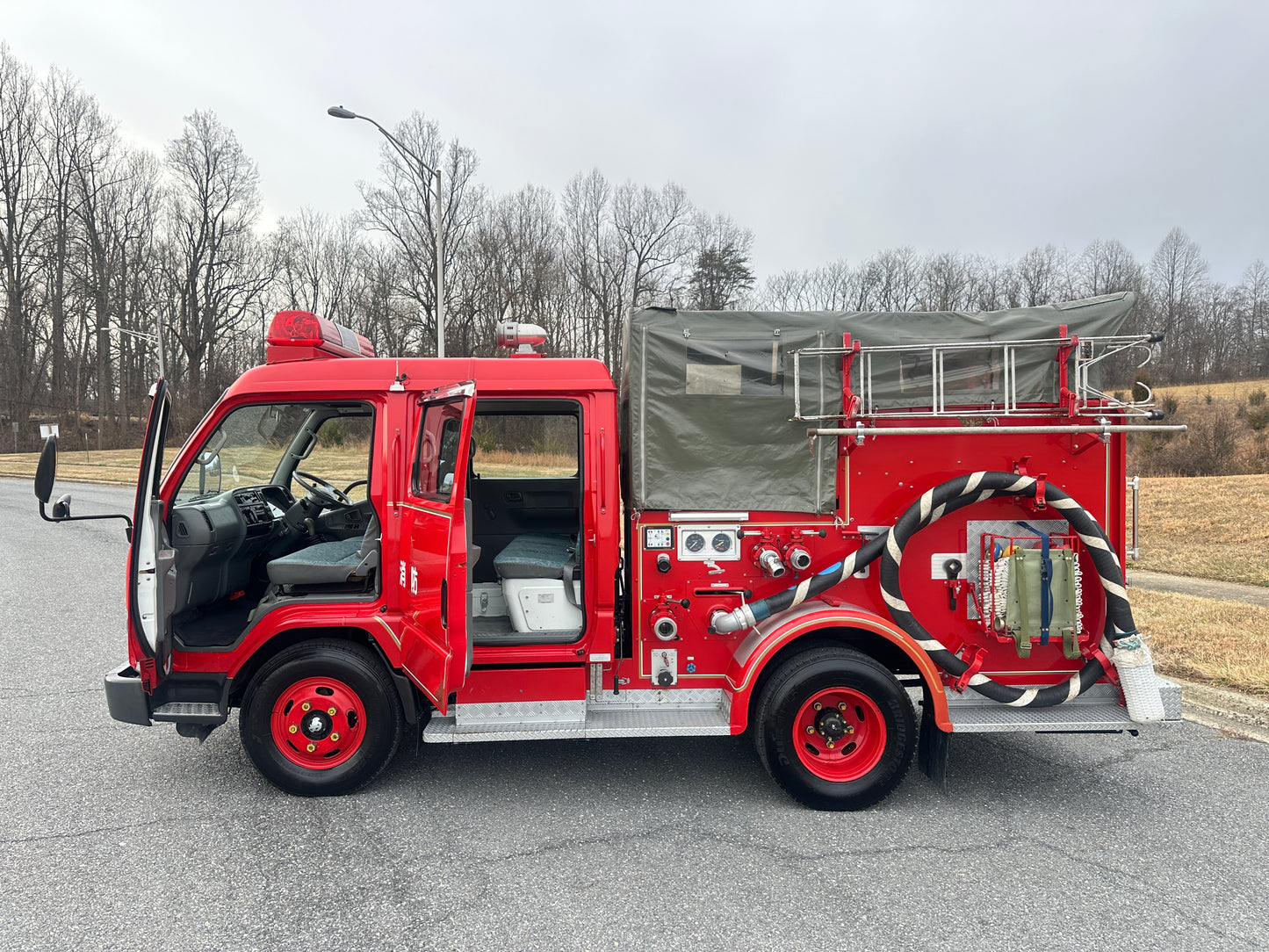 1999 MITSUBISHI CANTER FE53EB JAPANESE FIRE TRUCK - DIESEL - 13k Miles — LOT#723