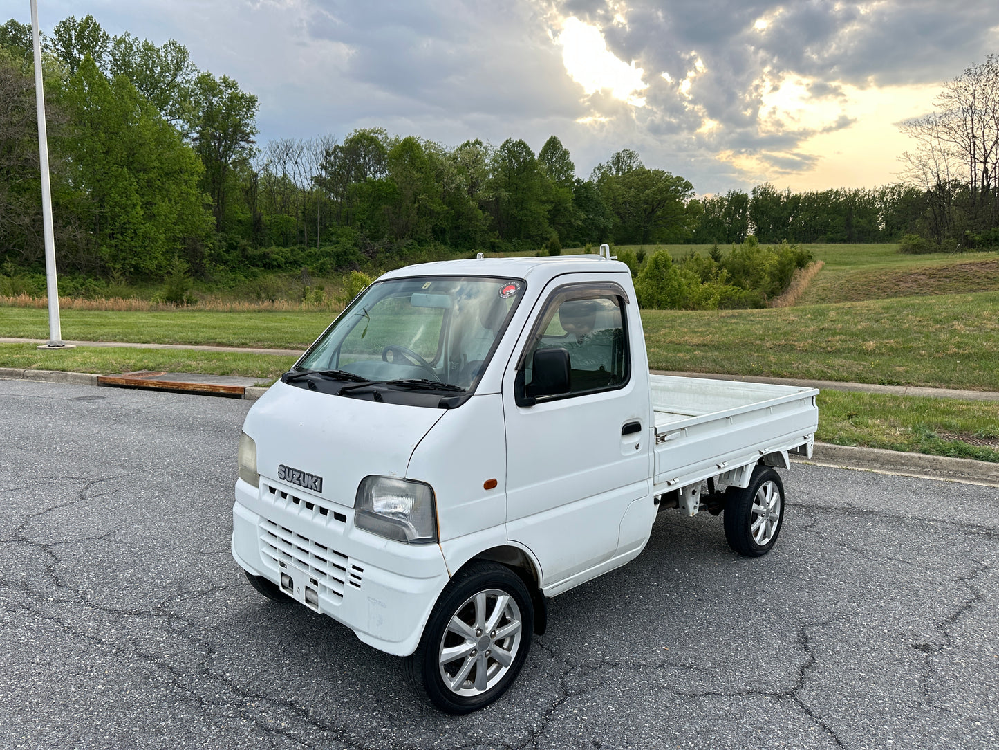 2001 SUZUKI CARRY -FUEL INJECTED- A/C — LOT#870