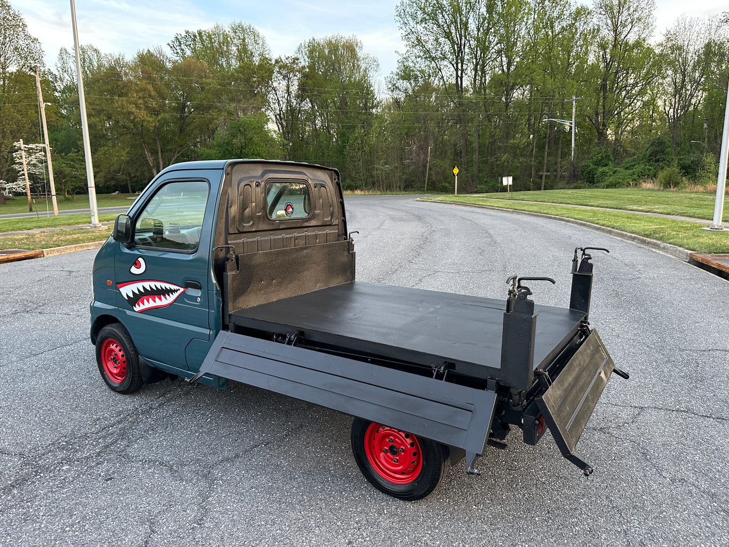 2000 SUZUKI CARRY 3-WAY DUMP TRUCK - 4WD - FUEL INJECTED- A/C - CUSTOM PAINTED — LOT#774