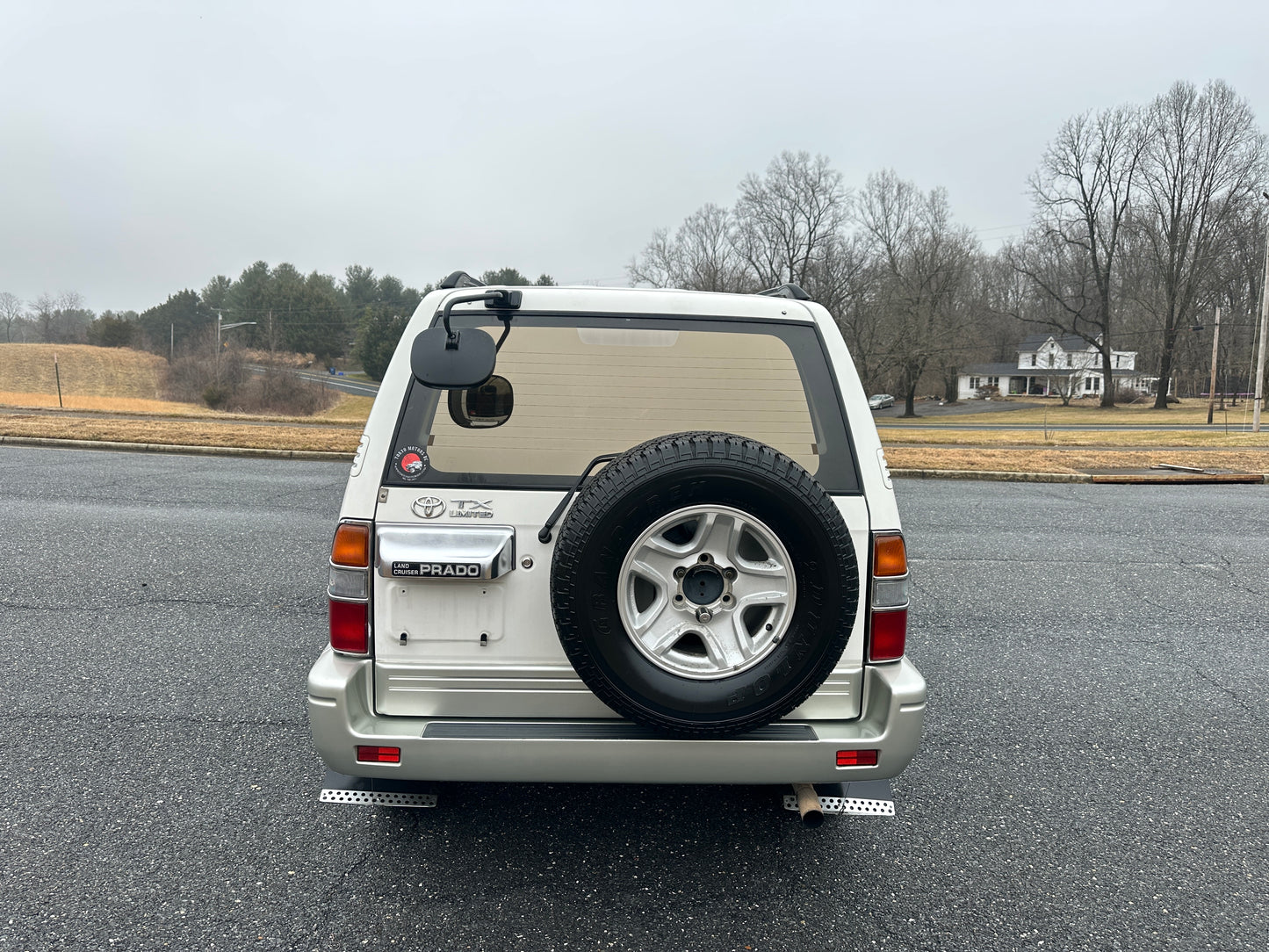 1999 Toyota Land Cruiser Prado TX Limited 4WD - 4 Cylinder Gasoline — LOT#686