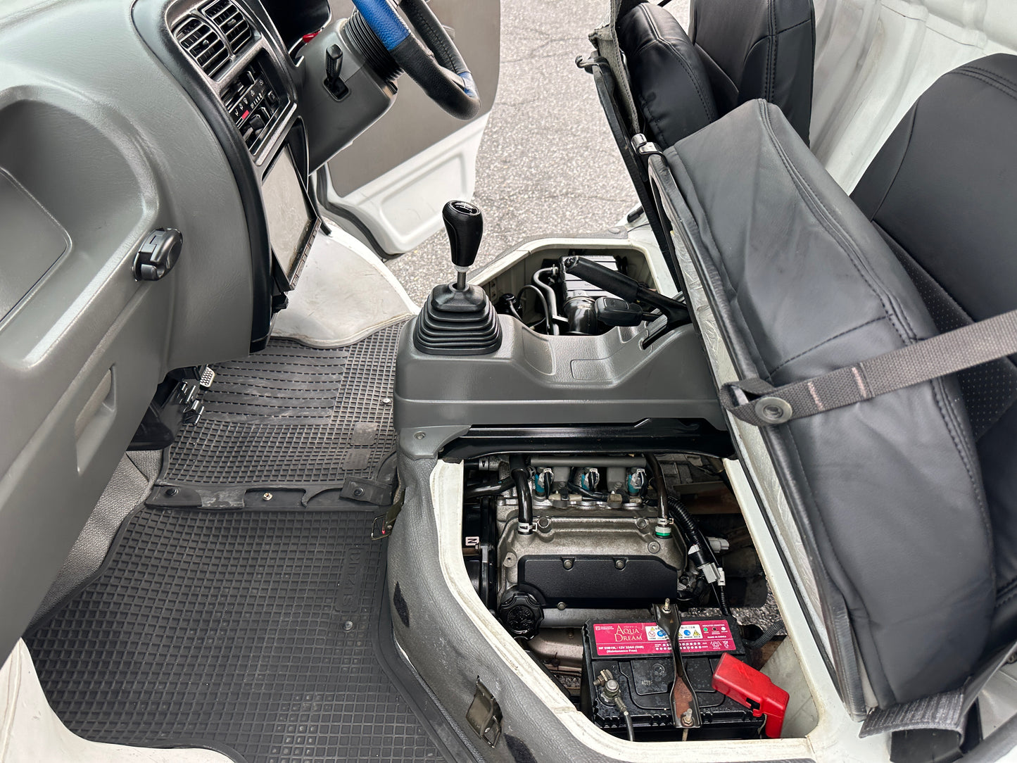 1999 SUZUKI CARRY -4WD -FUEL INJECTED -2 SPEED TRANSFER-CASE -A/C — LOT#754