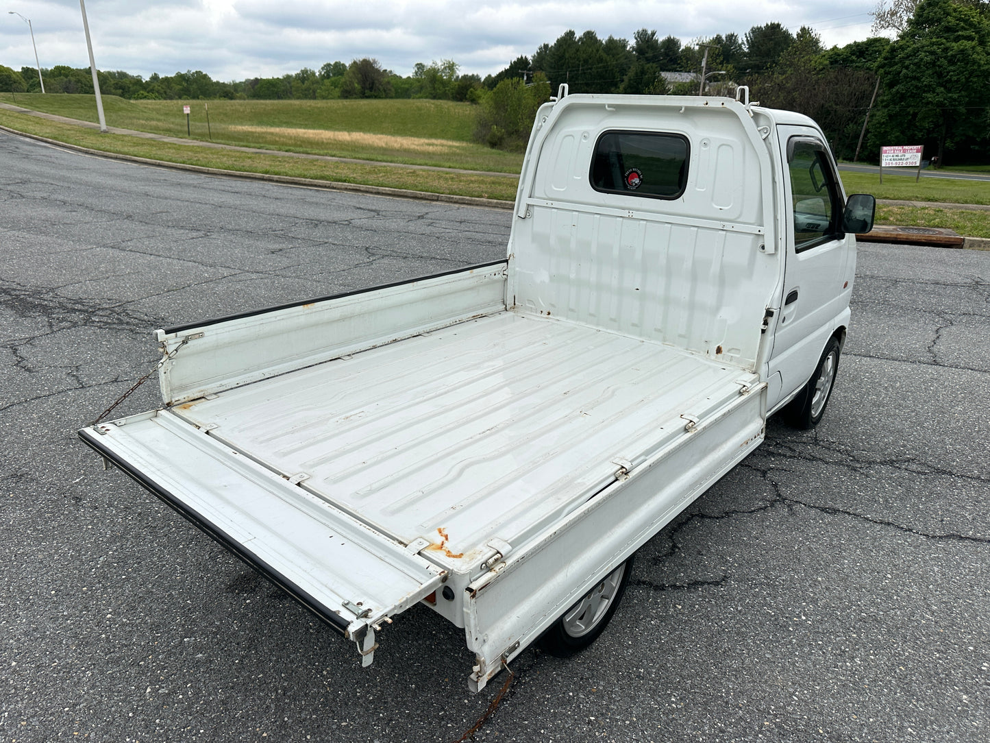 2001 SUZUKI CARRY -4WD -FUEL INJECTED -2 SPEED TRANSFERCASE -A/C — LOT#872