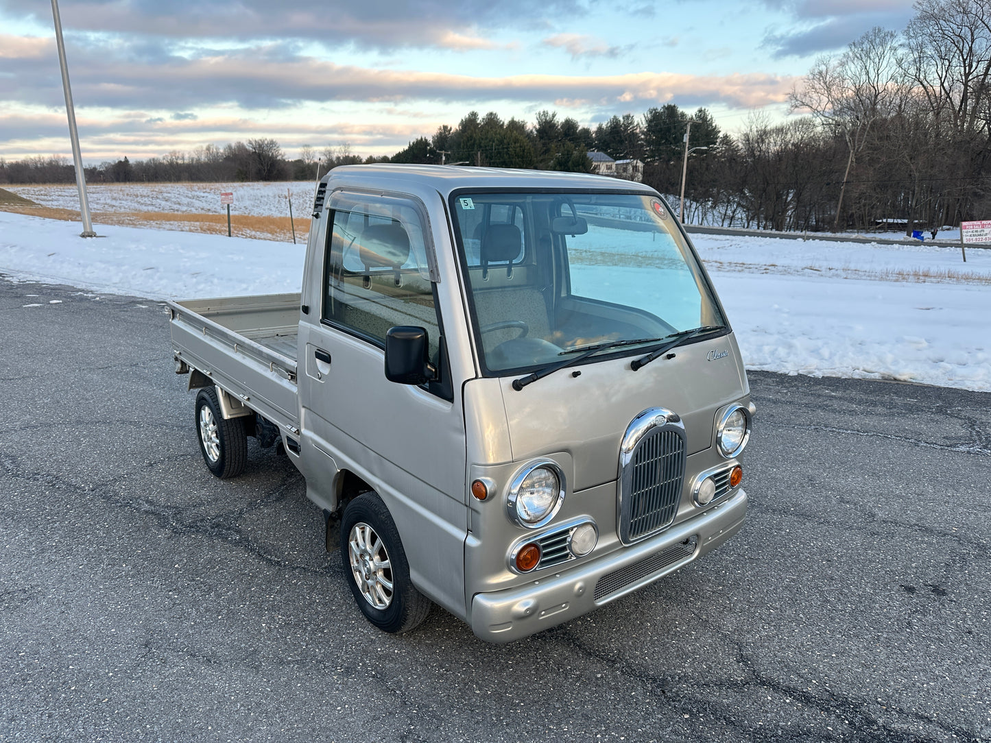 1998 SUBARU SAMBAR SUPER DELUXE CLASSIC - AUTOMATIC - FUEL INJECTED - A/C — LOT#728