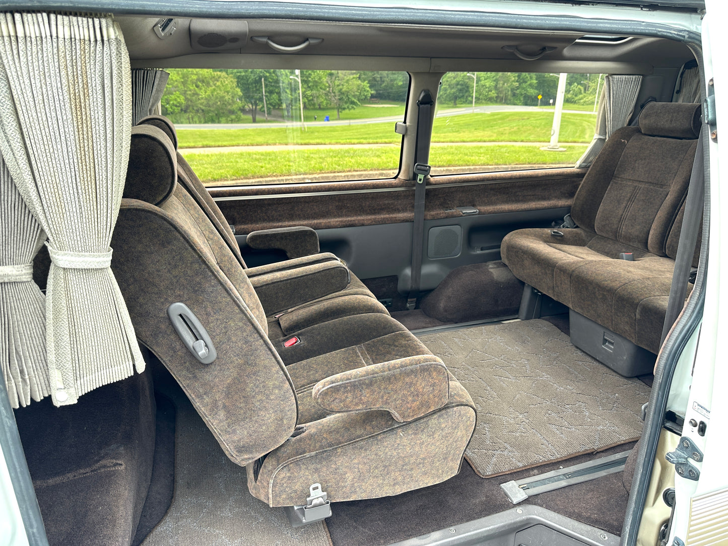 1995 TOYOTA HIACE SUPER CUSTOM LIMITED KZH106