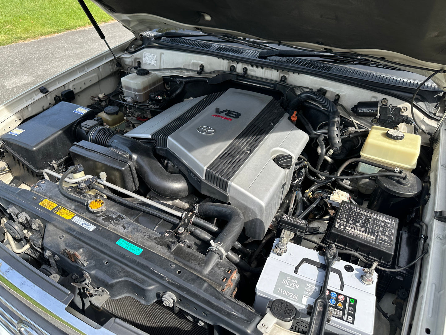 1998 Toyota Land Cruiser UZJ100 VX Limited