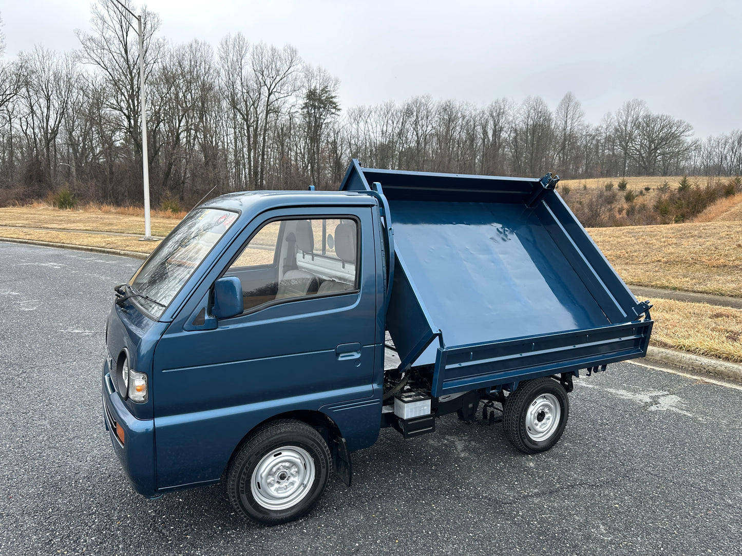 1992 SUZUKI CARRY 3-WAY DUMP 4WD — LOT#835