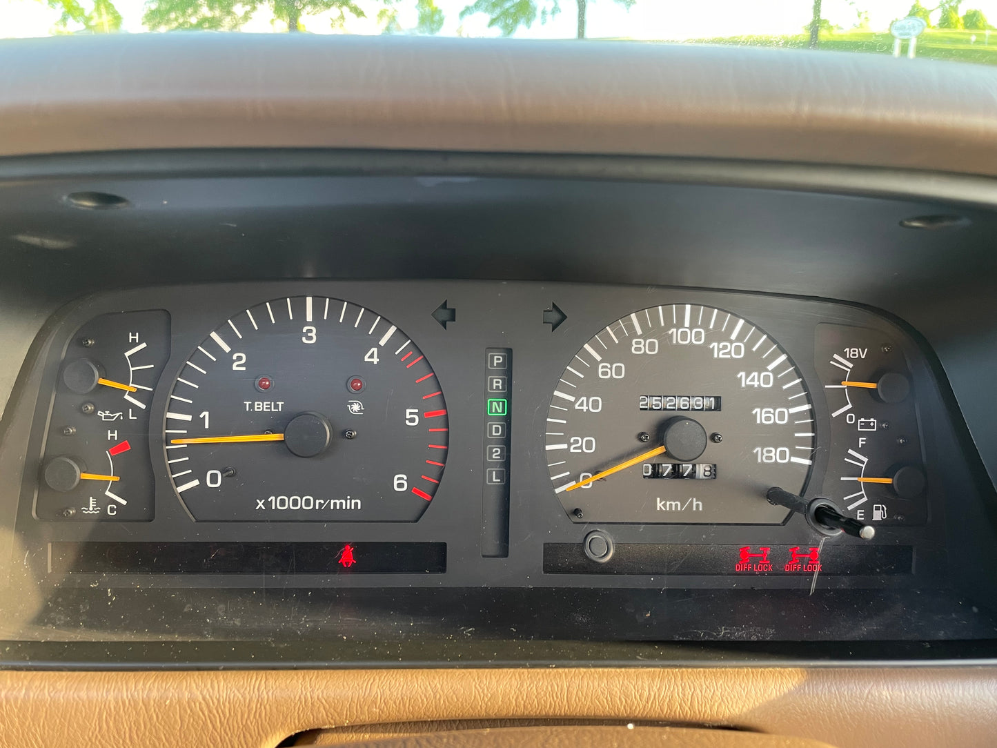 1996 Toyota Land Cruiser HDJ81 VX Limited ACTIVE VACATION