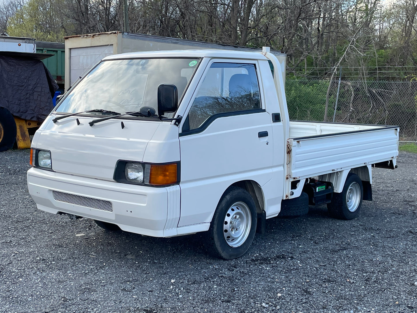 1996 MITSUBISHI DELICA P02