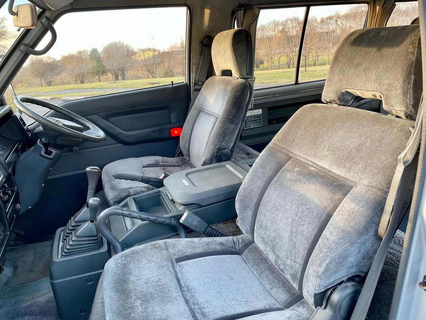 1988 MITSUBISHI DELICA STAR WAGON 4WD EXCEED P25W