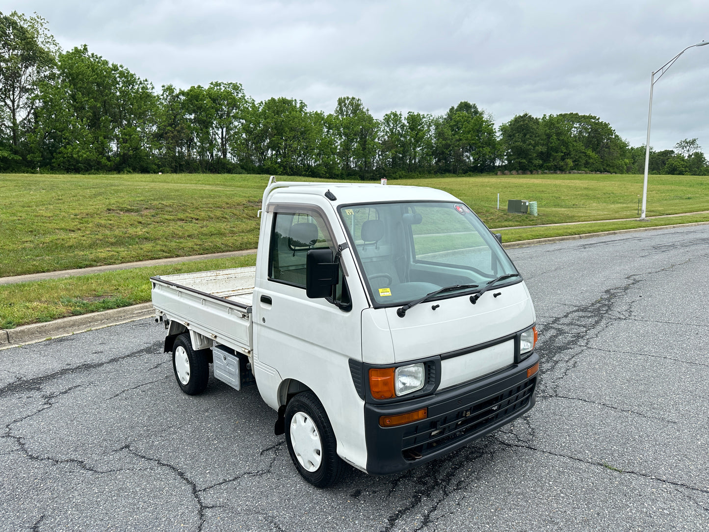 1997 DAIHATSU HIJET DUMP TRUCK 4WD - DIFF LOCK - 2 SPEED TRANSFER-CASE — LOT#895