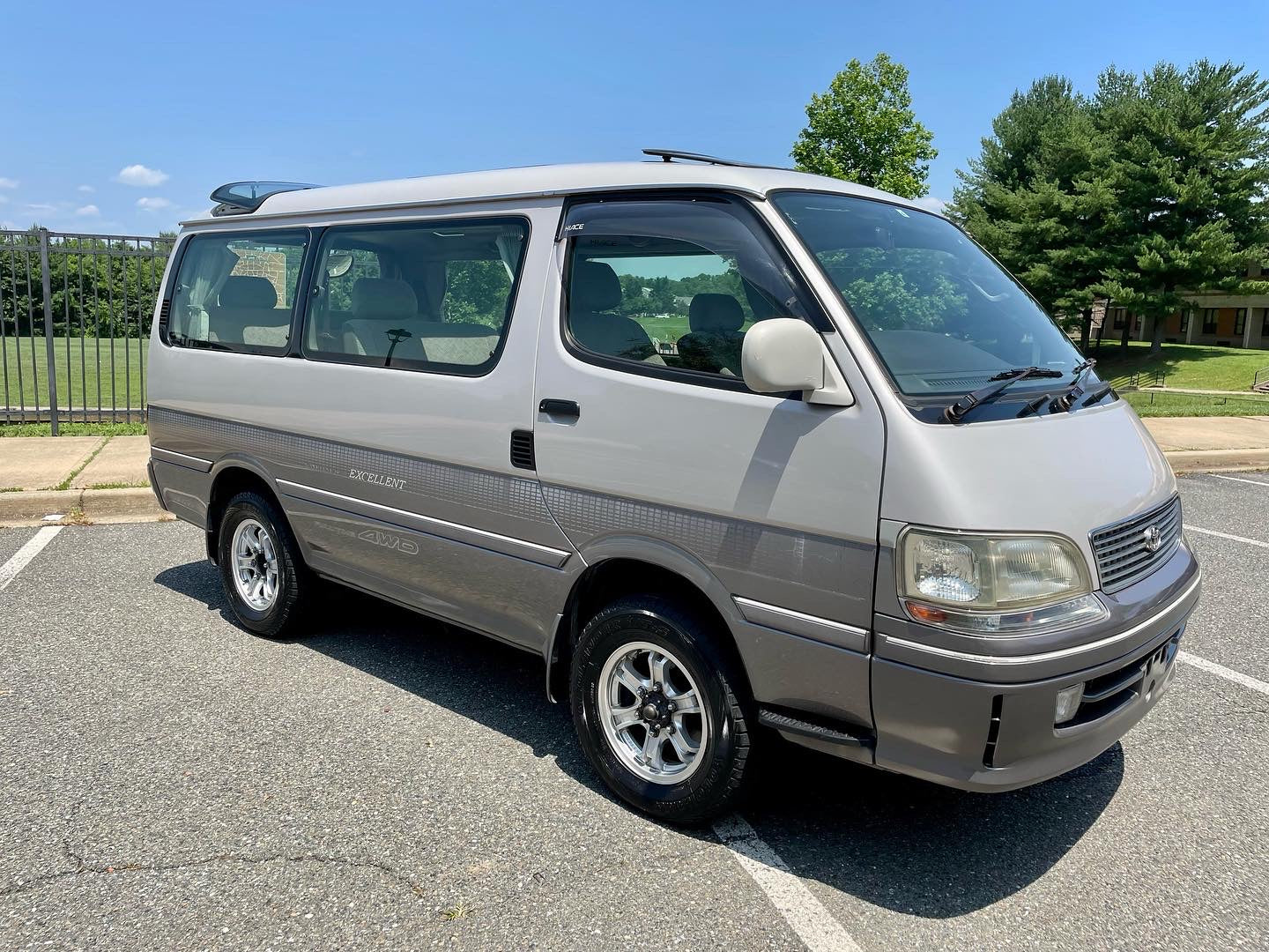 1997 TOYOTA HIACE SUPER CUSTOM G EXCELLENT PACKAGE KZH106
