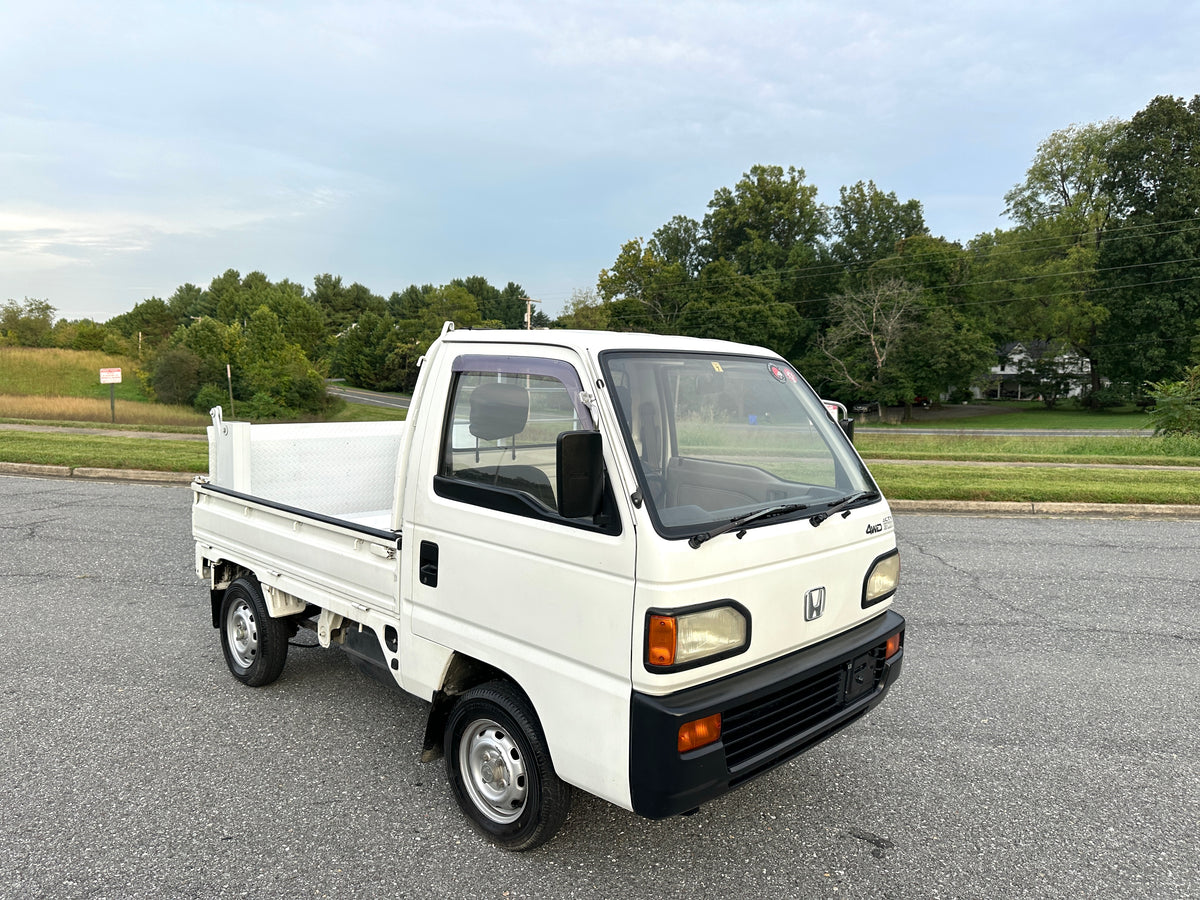 1993 HONDA ACTY SDX 4WD LIFTGATE TRUCK - 5 Speed — LOT#918