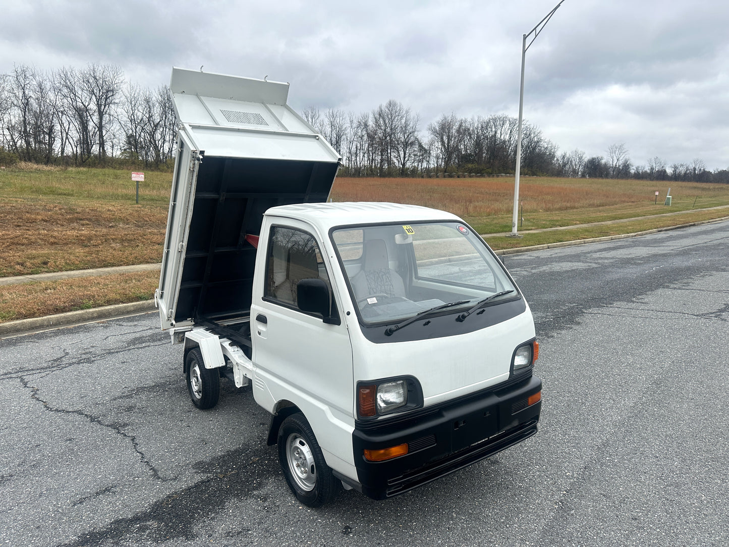 1995 MITSUBISHI MINICAB PTO OPERATED DUMP - 4WD - FULLY SERVICED — LOT#651