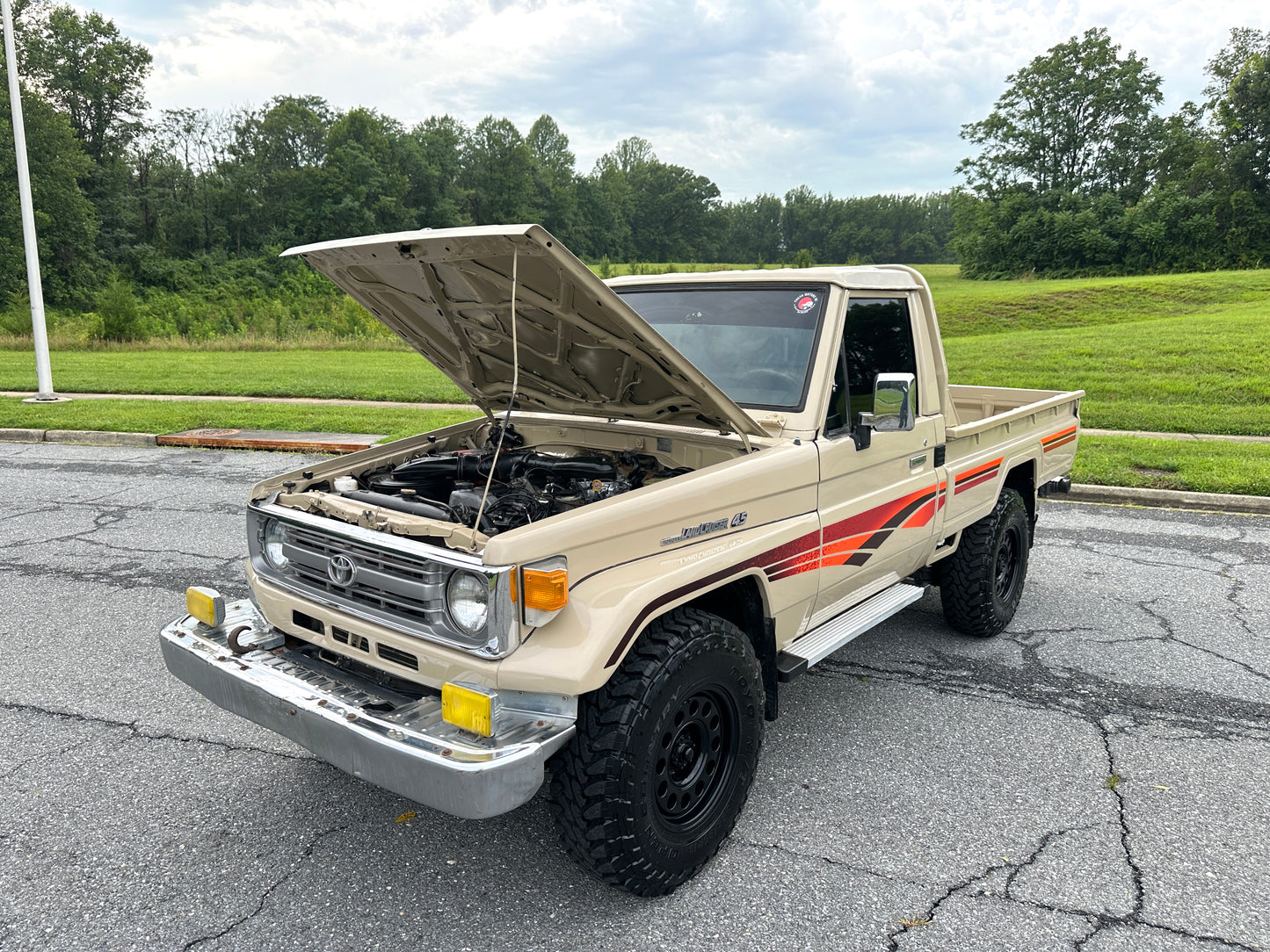 1999 TOYOTA LAND CRUISER FZJ75 PICKUP 4WD - GCC SPEC - LEFT HAND DRIVE - 5 SPEED MANUAL — LOT#857
