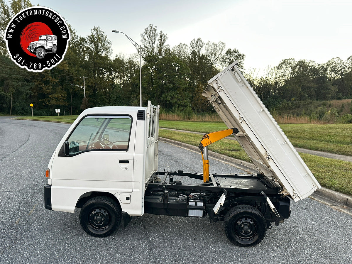 1998 SUBARU SAMBAR 3-WAY DUMP 4WD - 5,485 MILES — LOT#953