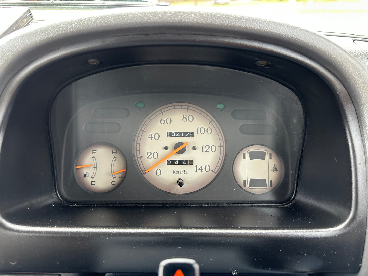 1995 SUBARU SAMBAR DIAS CLASSIC - 5 SPEED MANUAL — Lot#825