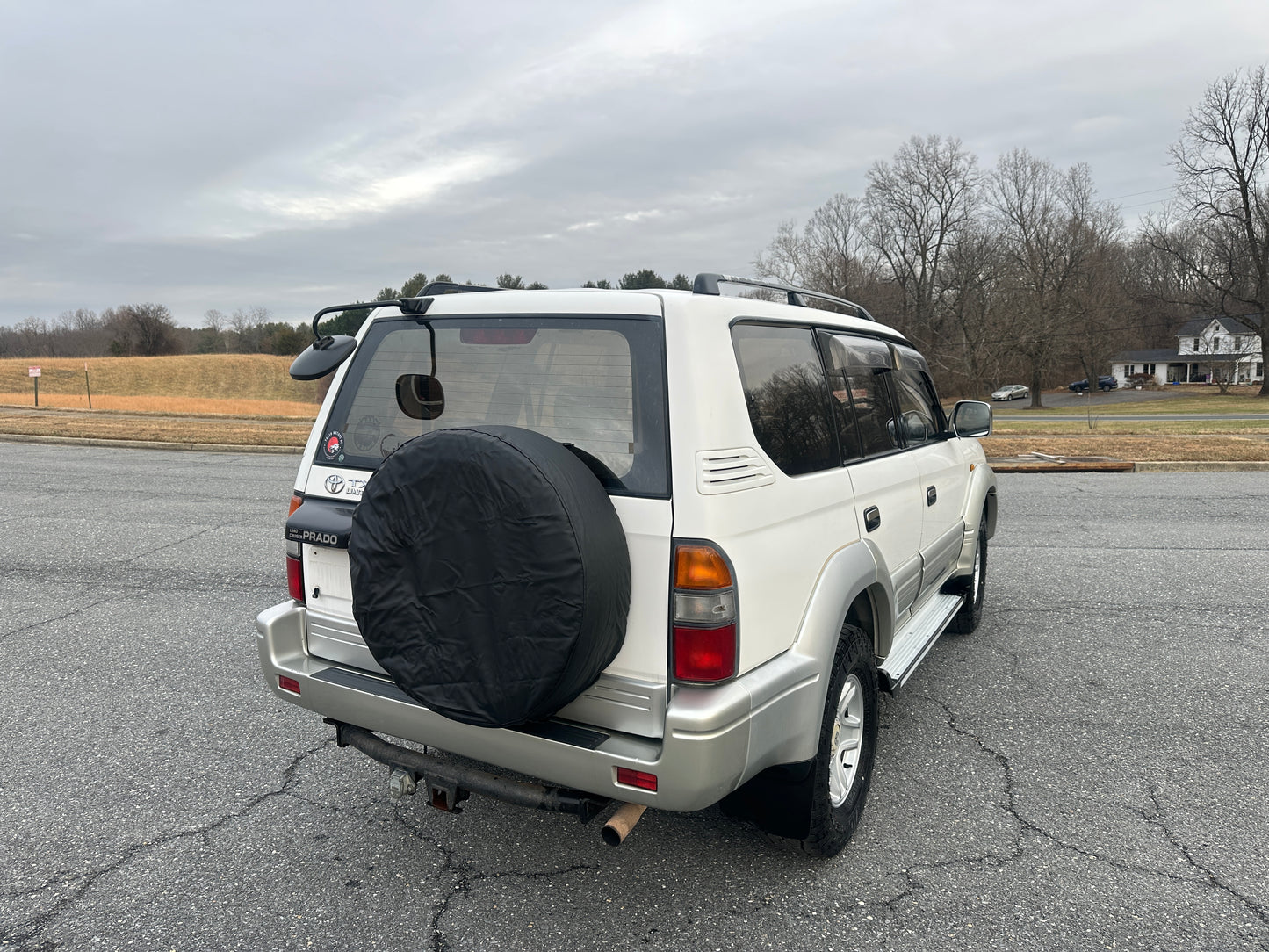 1998 Toyota Land Cruiser Prado TX Limited 4WD - 4 Cylinder Gasoline — LOT#695