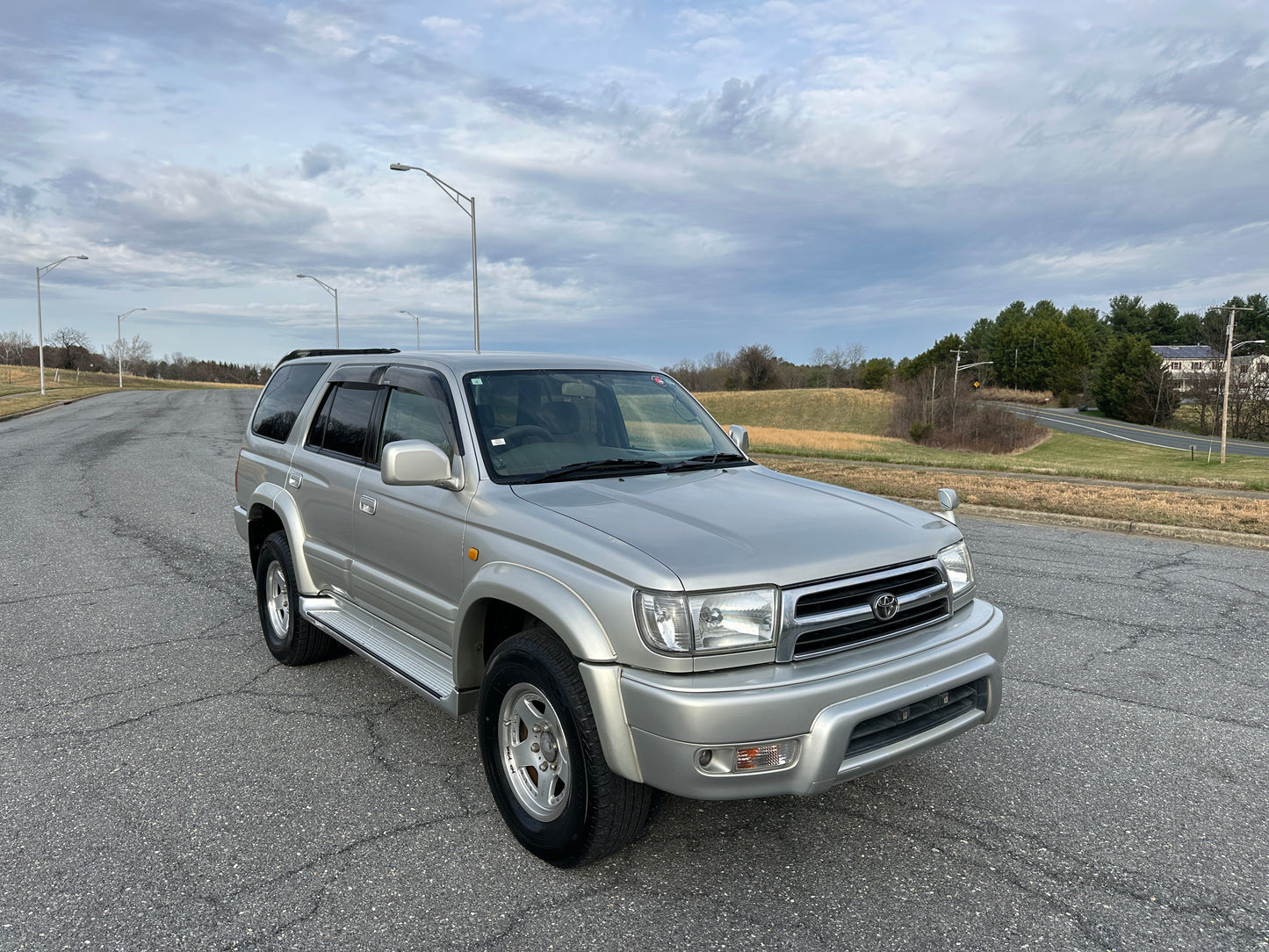 1999 TOYOTA HILUX SURF SSR-G 4WD - 4 Cylinder Gasoline — LOT#788