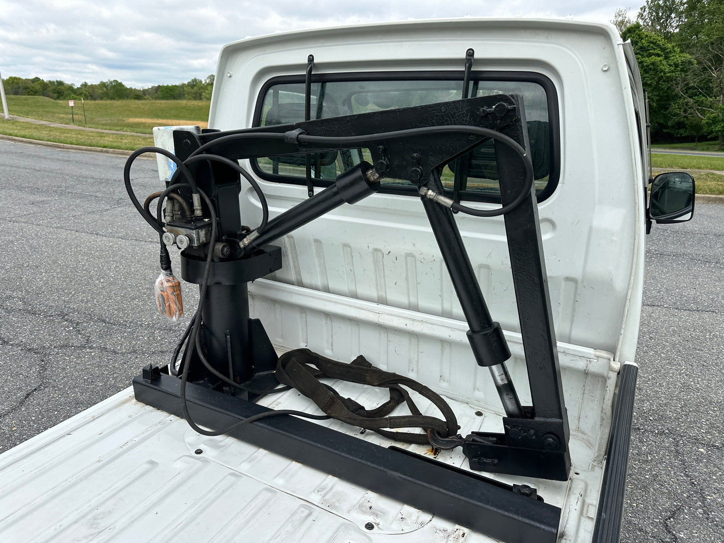 1996 MAZDA AUTOZAM SCRUM - HYDRAULIC CRANE - 28k Miles — LOT#762