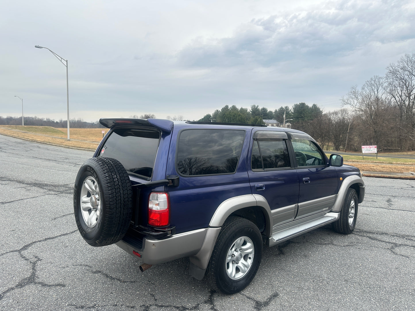 2000 TOYOTA HILUX SURF SSR-X 4WD - 4 Cylinder Gasoline — LOT#721