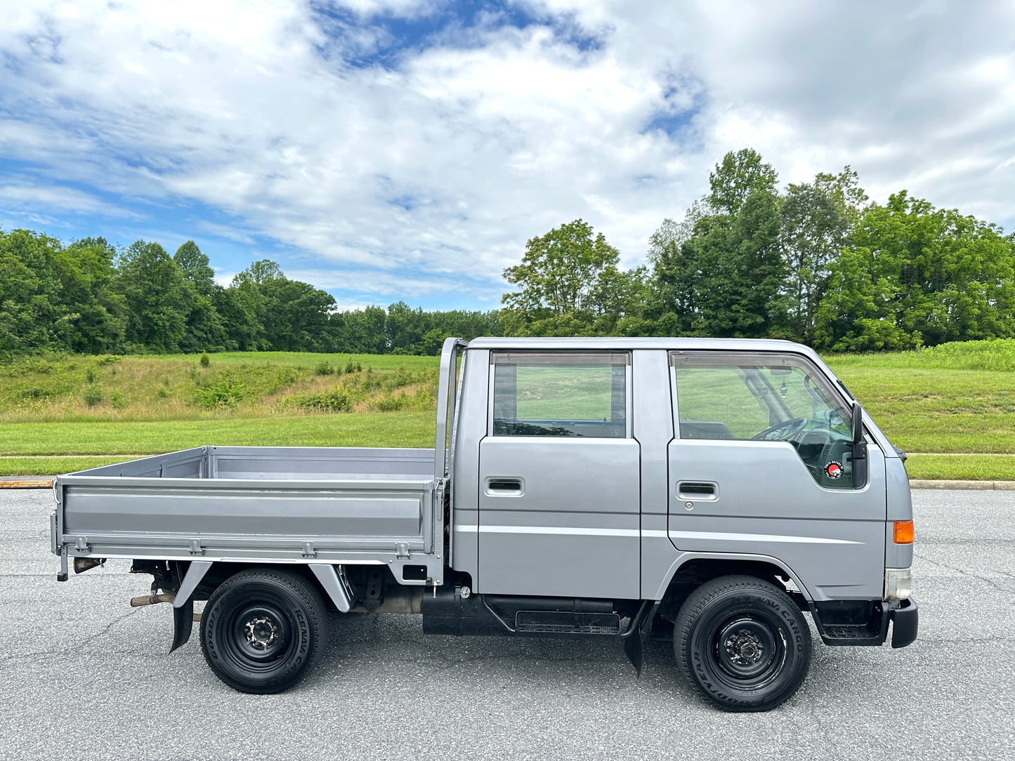 1997 TOYOTA TOYOACE LY161 DOUBLE-CAB TRUCK