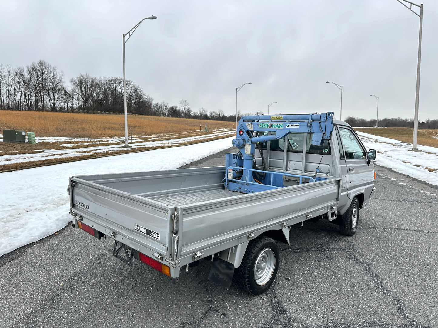 1996 TOYOTA TOWNACE CRANE TRUCK - DIESEL - A/C - 14k Miles — LOT#726