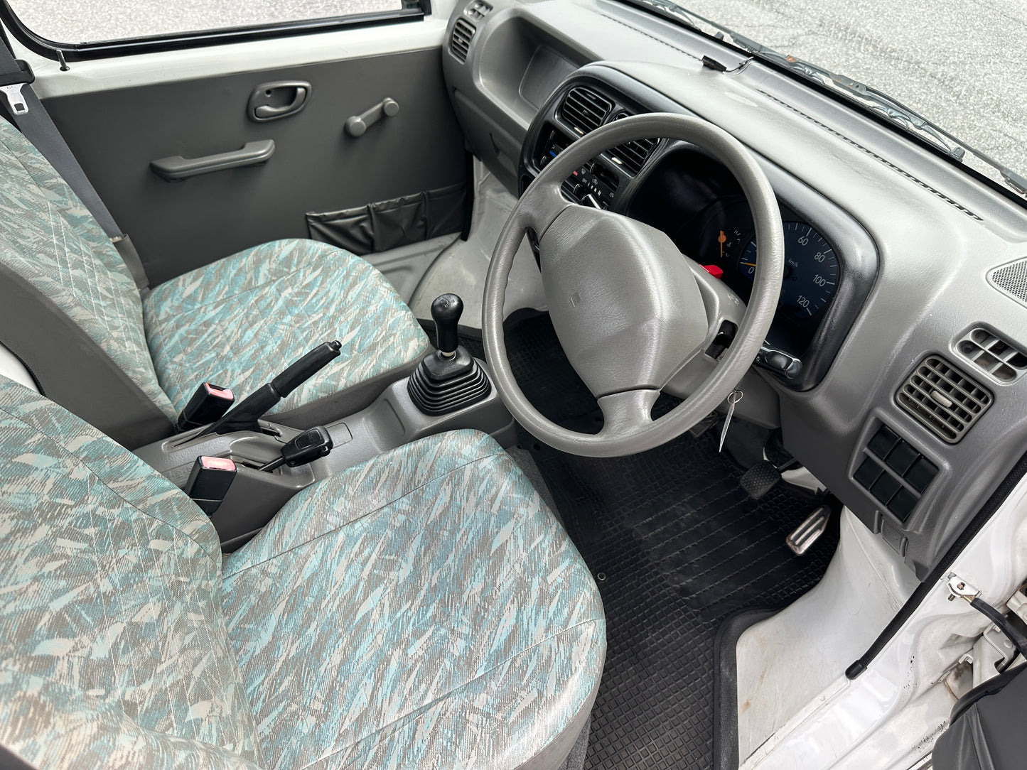 2000 SUZUKI CARRY 4WD - A/C - FUEL INJECTED
