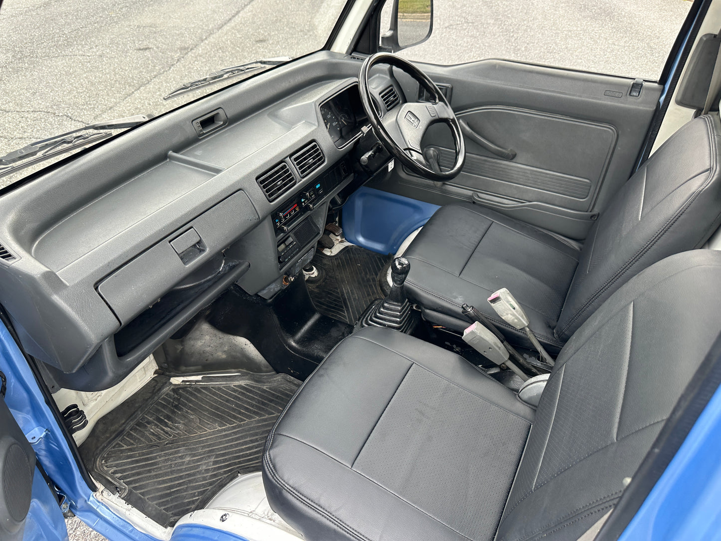1994 HONDA ACTY DUMP 4WD - AIR CONDITIONING & CUSTOM PAINT — LOT#588