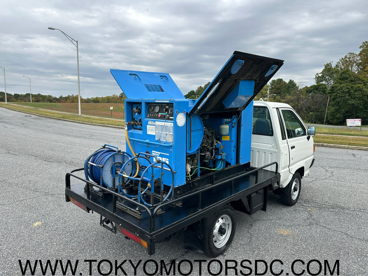 1992 TOYOTA TOWNACE AIR COMPRESSOR TRUCK - DIESEL - 17k MILES — LOT#958