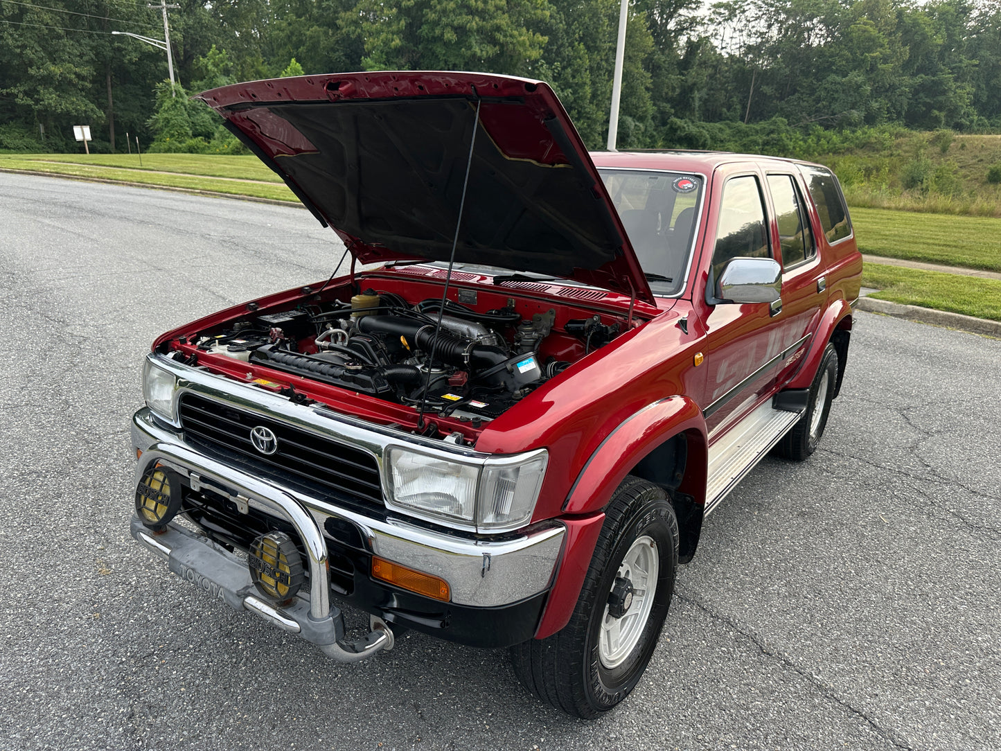 1995 TOYOTA HILUX SURF SSR-X - 4WD - TURBO DIESEL — LOT#576