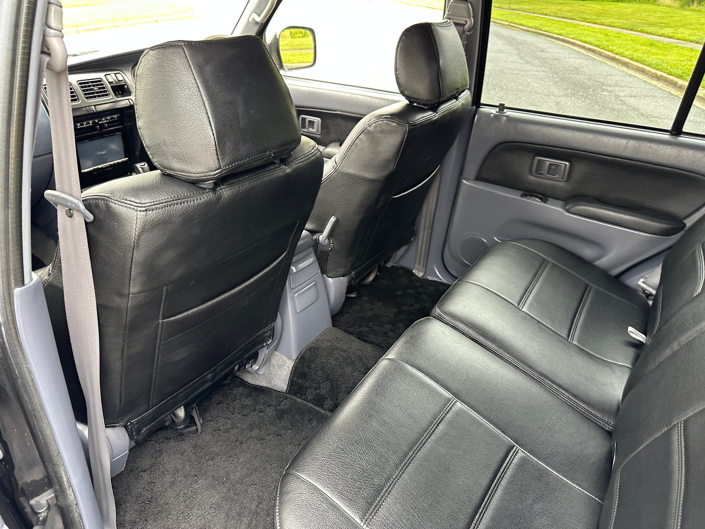 1998 TOYOTA HILUX SURF SSR-X LIMITED 4WD - 4 Cylinder Gasoline — LOT#902