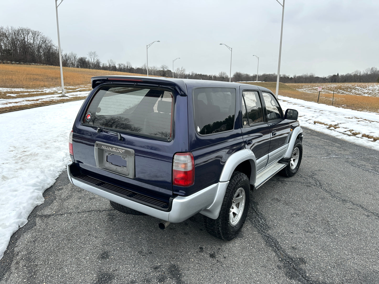1997 TOYOTA HILUX SURF SSR-X - TURBO DIESEL- 4WD — LOT#543