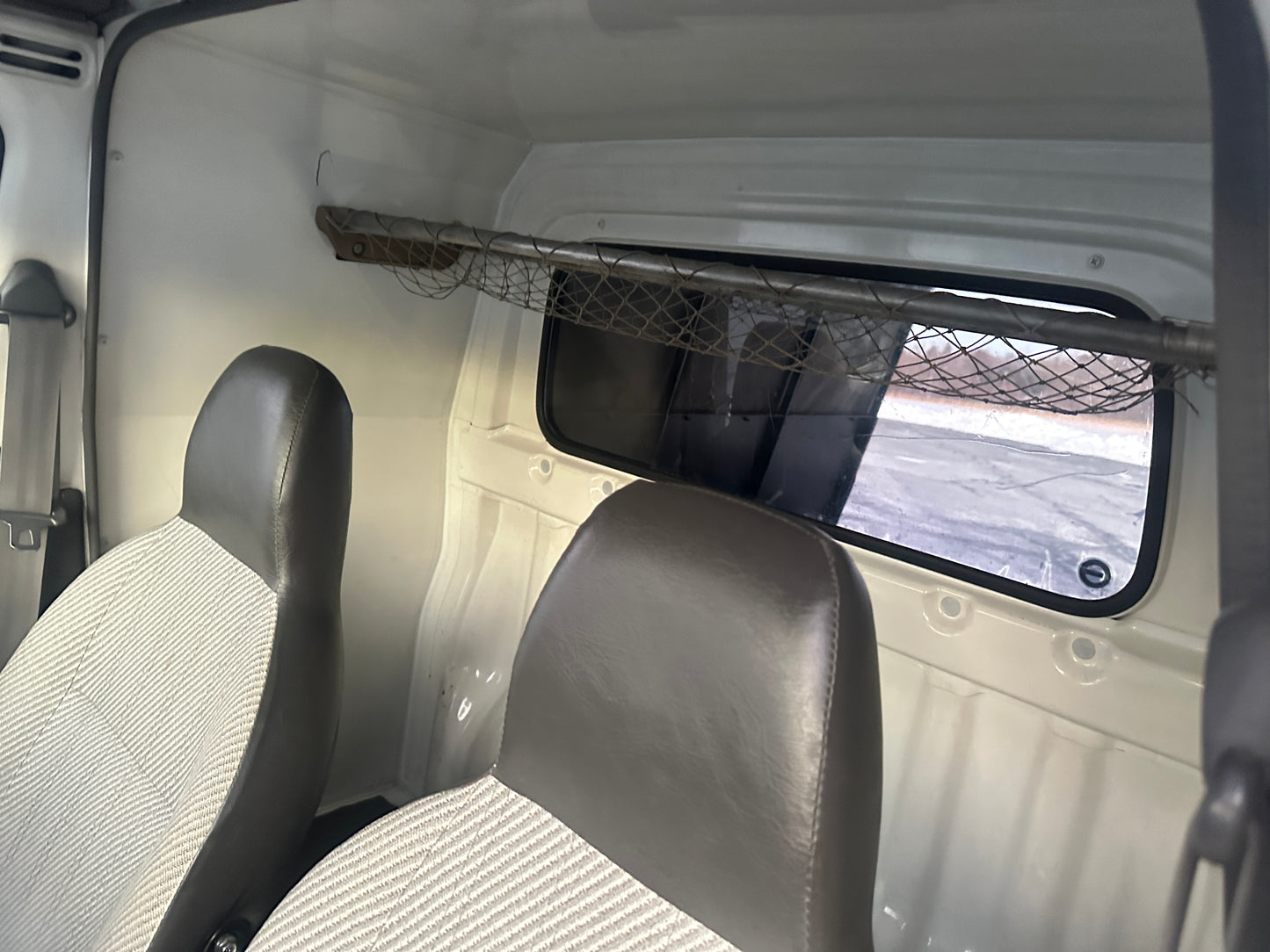 1997 DAIHATSU HIJET SUPER JUMBO 4WD - A/C - EXTENDED CAB WITH HIGH ROOF — LOT#692