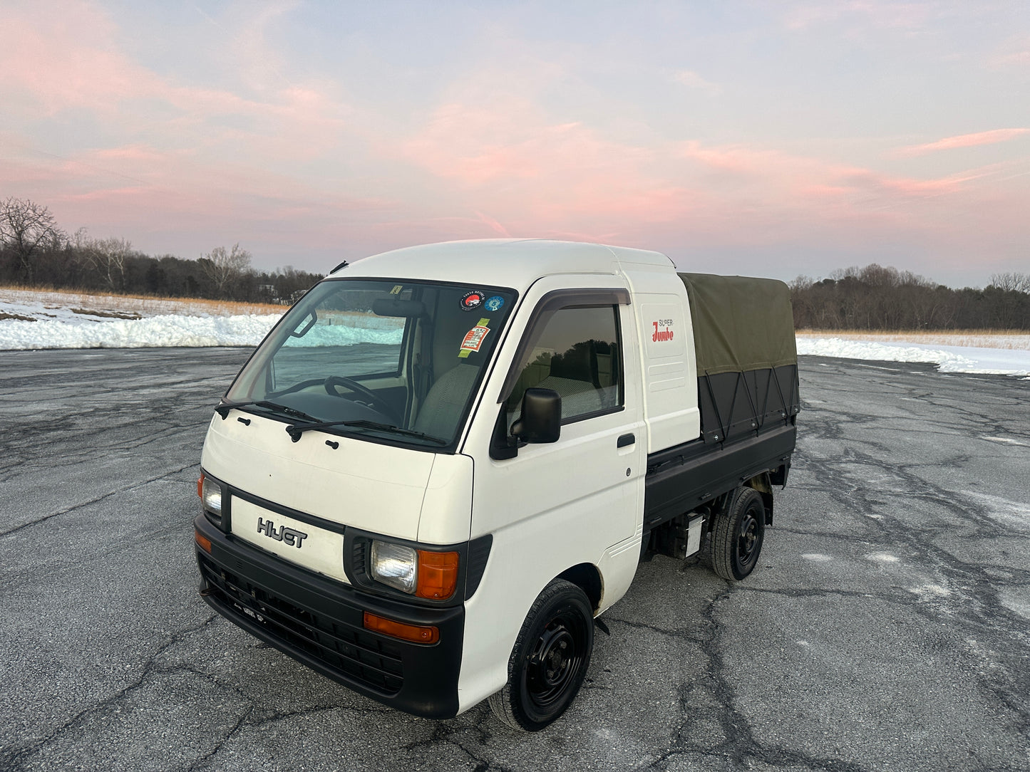 1997 DAIHATSU HIJET SUPER JUMBO 4WD - A/C - EXTENDED CAB WITH HIGH ROOF — LOT#692