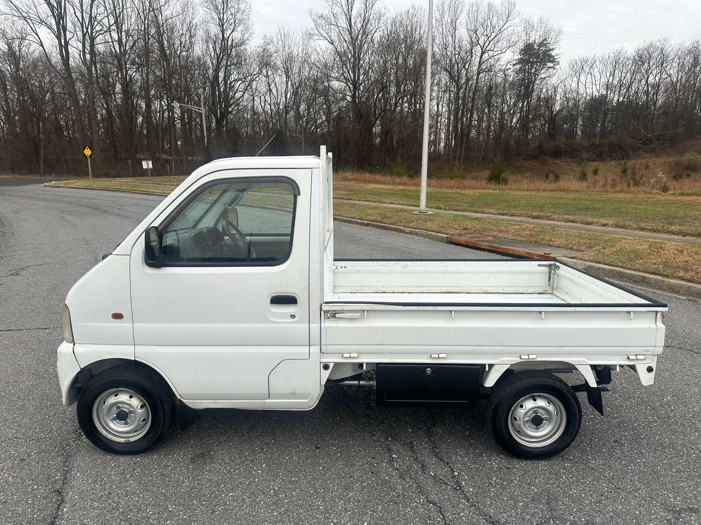 1999 SUZUKI CARRY TURBO - 4WD - A/C - FUEL INJECTION- 5 SPEED — LOT#711