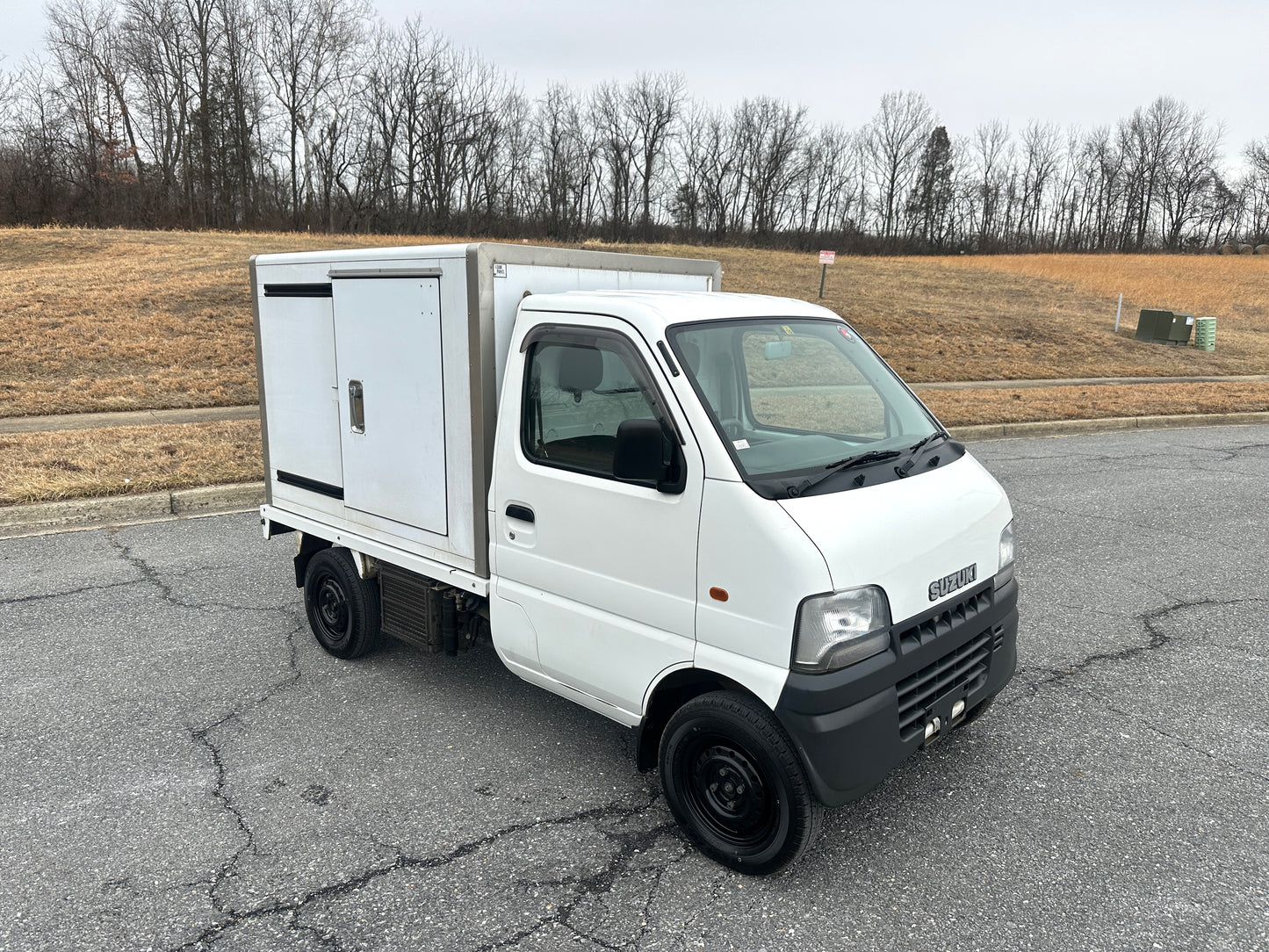 2000 SUZUKI CARRY REFRIGERATED FOOD TRUCK - 4WD — LOT#779