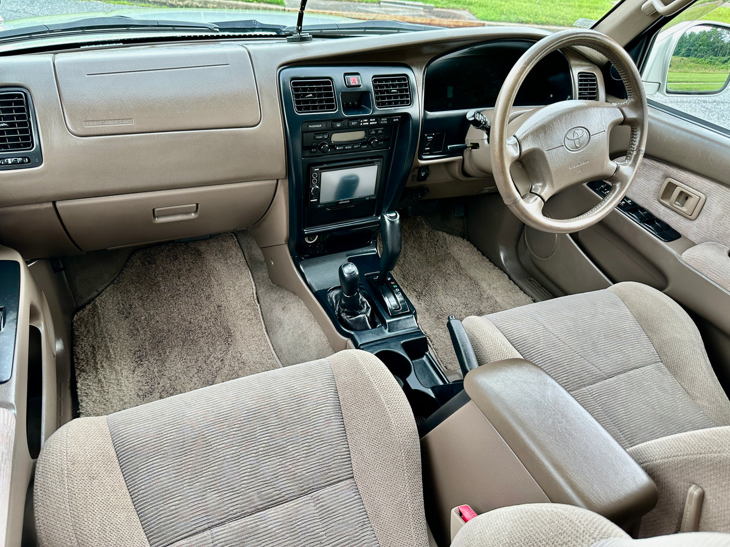 1999 TOYOTA HILUX SURF SSR-G VZN185 — V6 Gasoline — LOT#579
