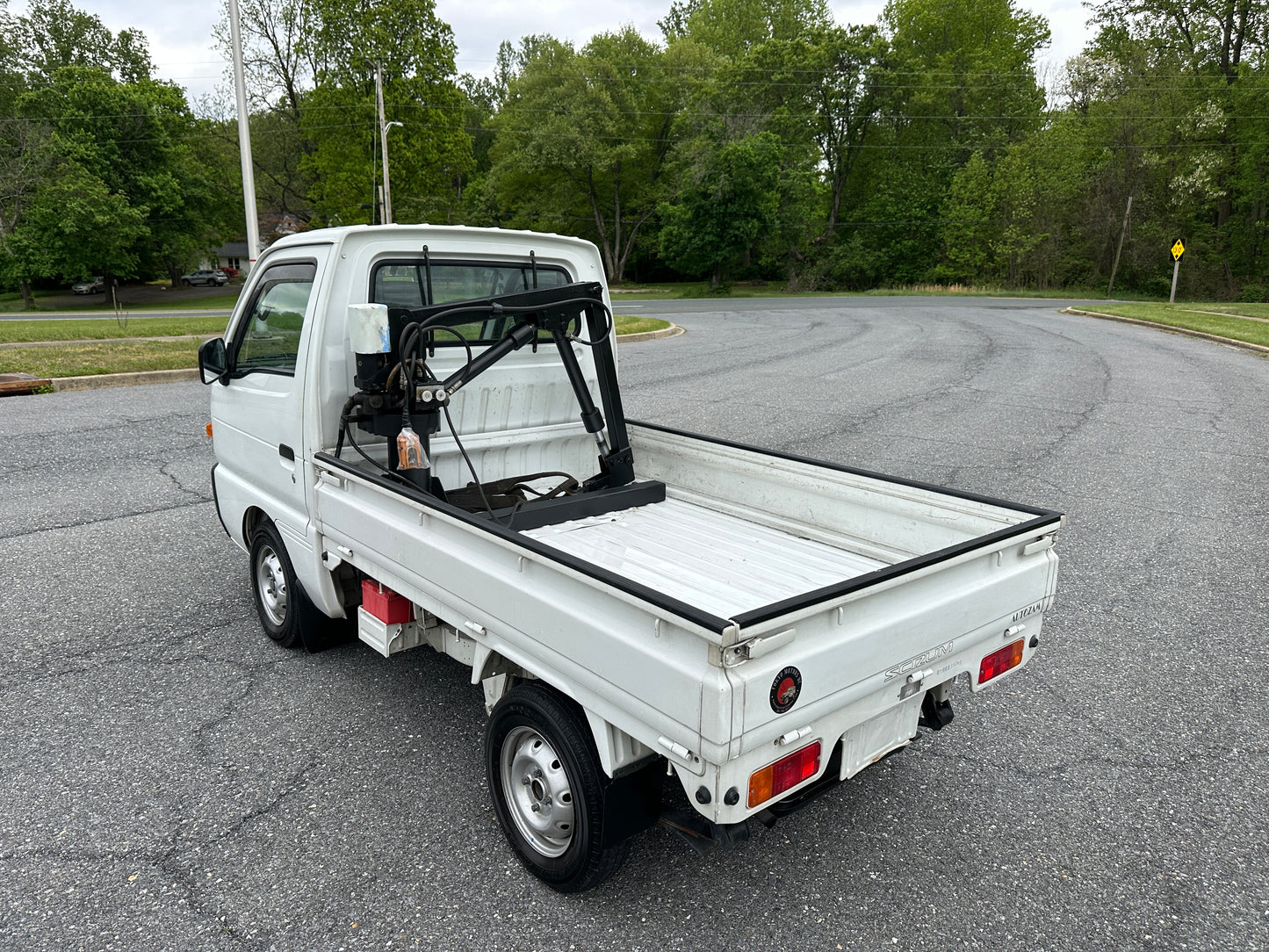 1996 MAZDA AUTOZAM SCRUM - HYDRAULIC CRANE - 28k Miles — LOT#762