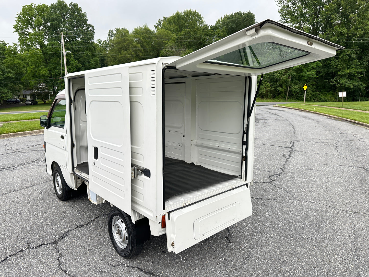 1998 DAIHATSU HIJET CARGO 4WD - A/C