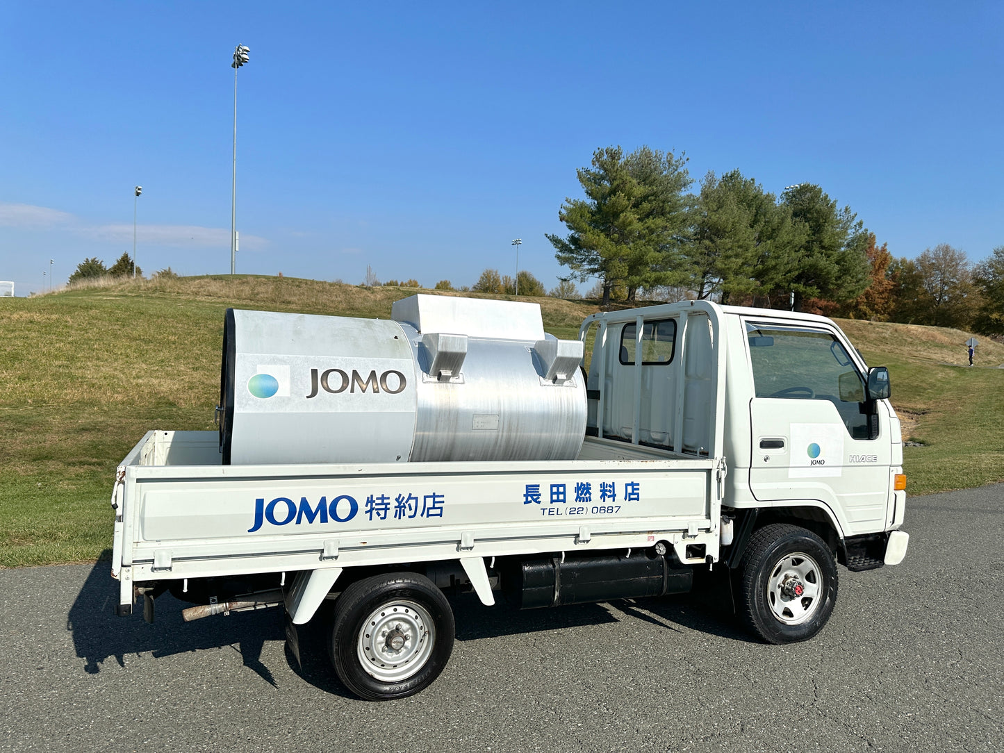 1993 TOYOTA HIACE FUEL TANKER LH85