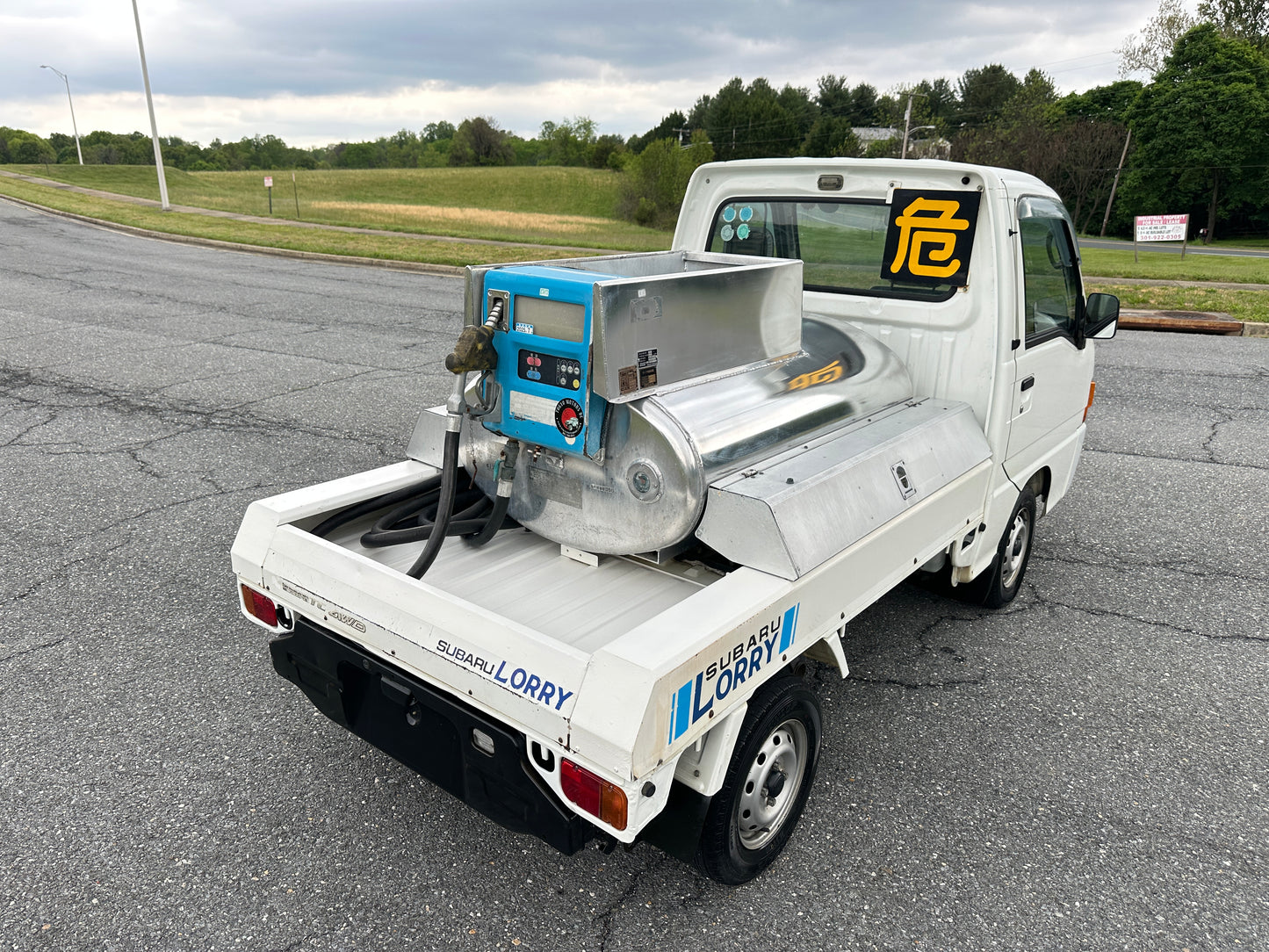 2000 SUBARU SAMBAR LORRY FUEL TANKER 4WD - A/C - FUEL INJECTION - AIRBAG - POWER STEERING — LOT#845