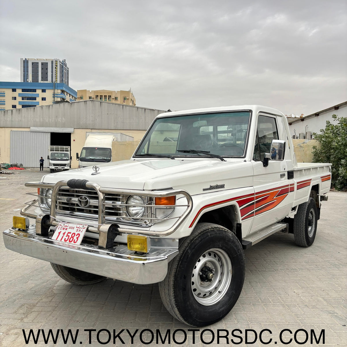 2001 TOYOTA LAND CRUISER LX FZJ79 PICKUP 4WD - “GCC SPEC” - 5 SPEED MANUAL - DUAL FUEL TANKS - FUEL INJECTION