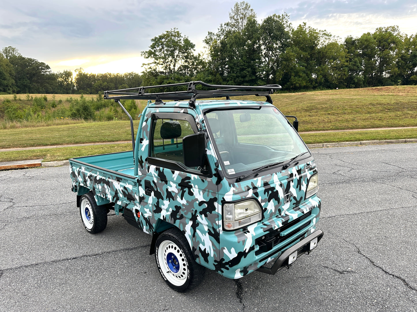 1997 HONDA ACTY SDX 4WD - A/C - FULLY CUSTOMIZED & SERVICED — LOT#640