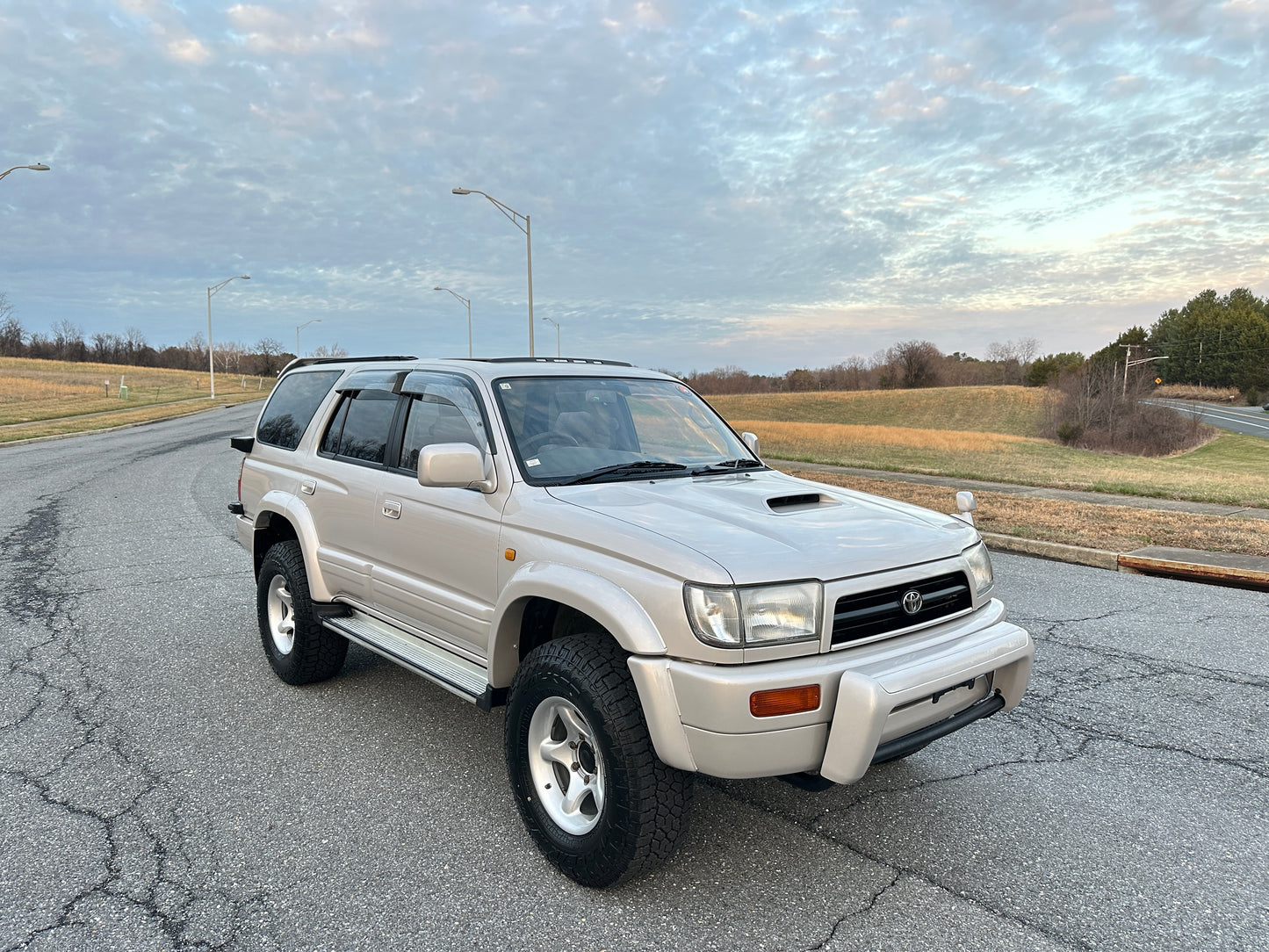 1996 Toyota Hilux Surf SSR-G 4X4 - INTERCOOLED TURBO DIESEL — LOT#822