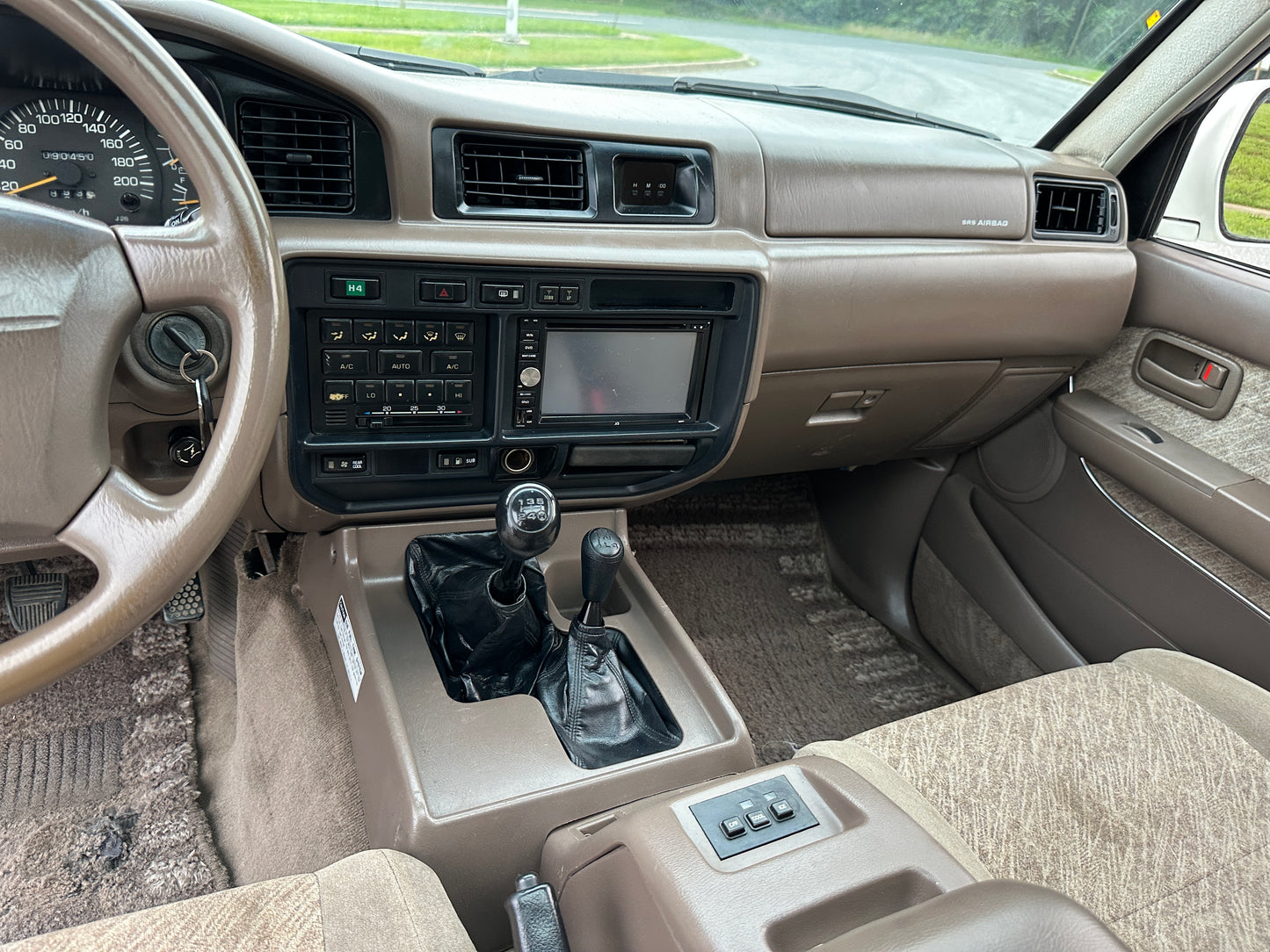 1997 TOYOTA LAND CRUISER FZJ80 VX-R 4WD - GCC SPEC - LEFT HAND DRIVE - 5 SPEED MANUAL - TRIPLE LOCKED - 56,203 Miles — LOT#859