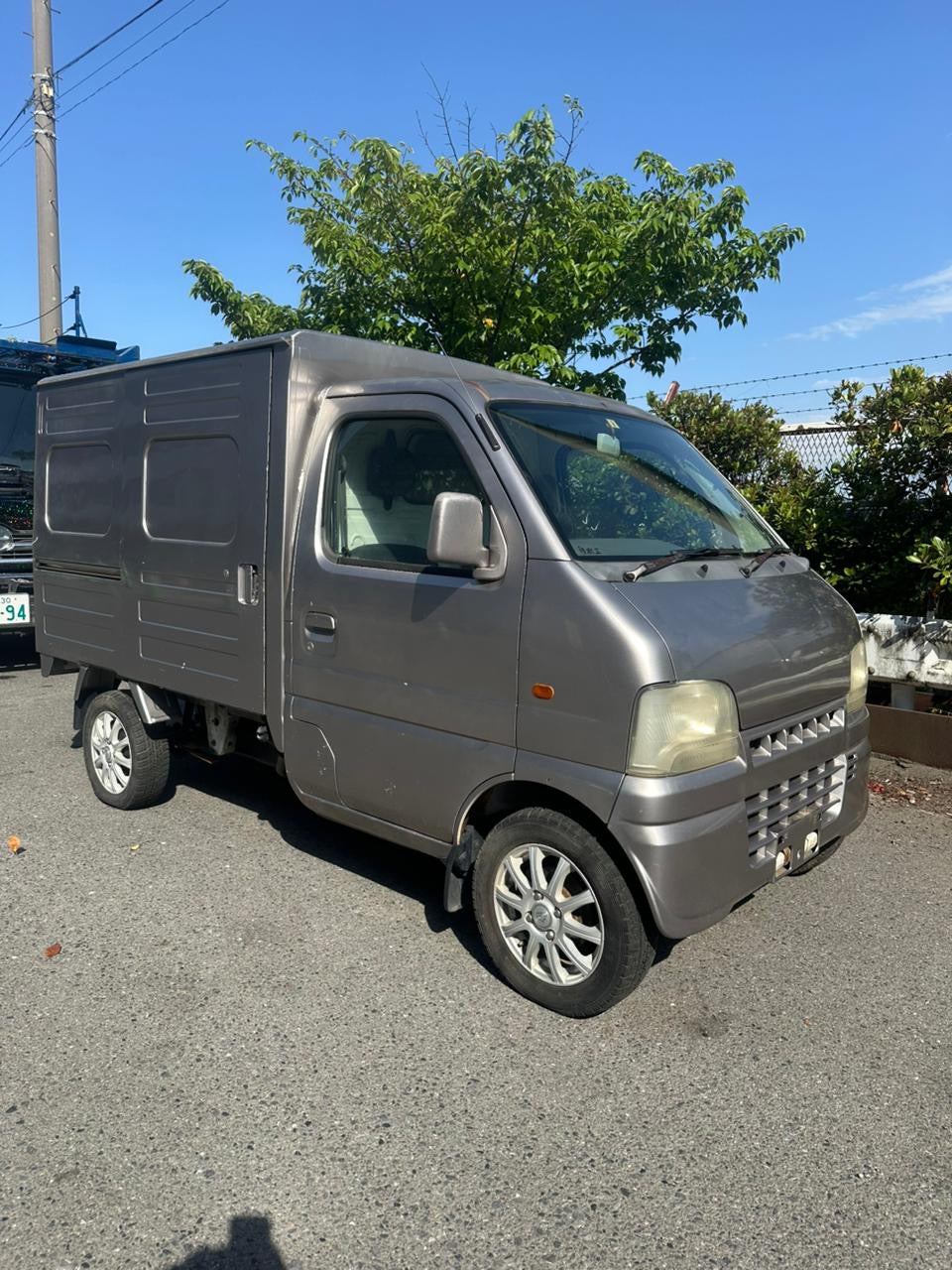 1999 SUZUKI CARRY CARGO BOX TRUCK - FUEL INJECTION- A/C
