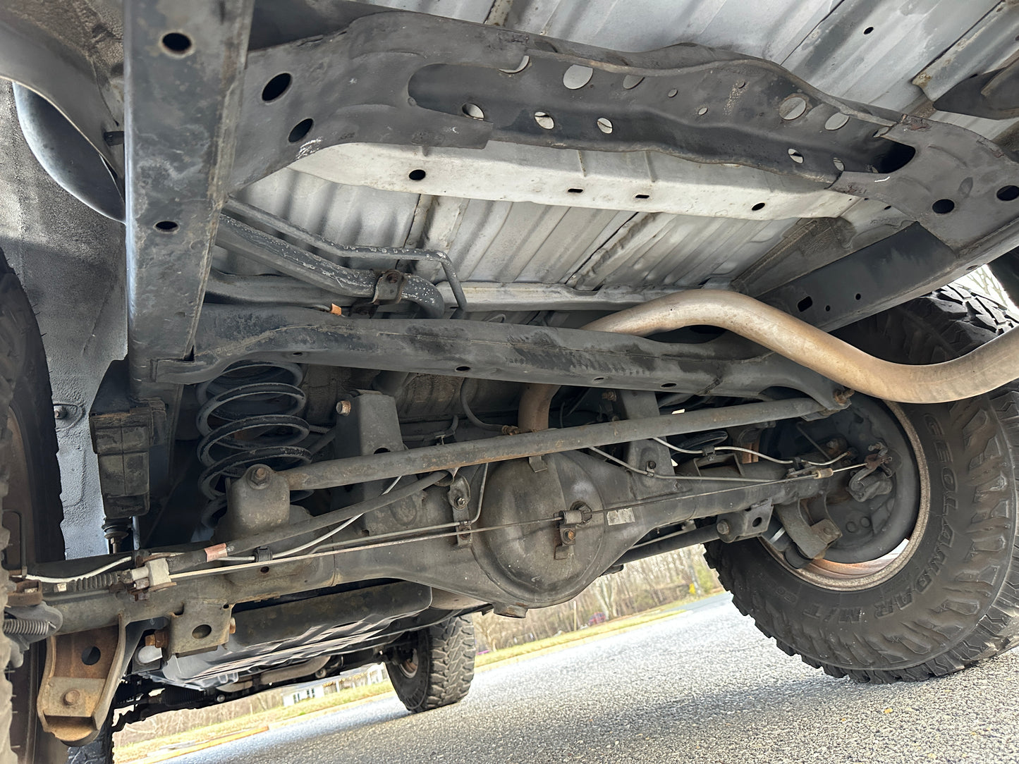 1998 TOYOTA HILUX SURF SSR-G 4x4 - “V6” Gasoline — LOT#851